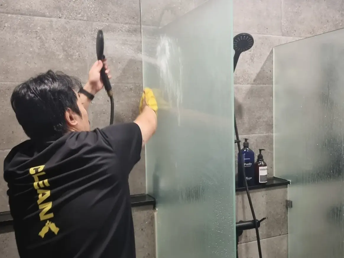 검단구 불로동 건물 세면대·파우더룸 바닥 위생청소 사례 - 행진크린