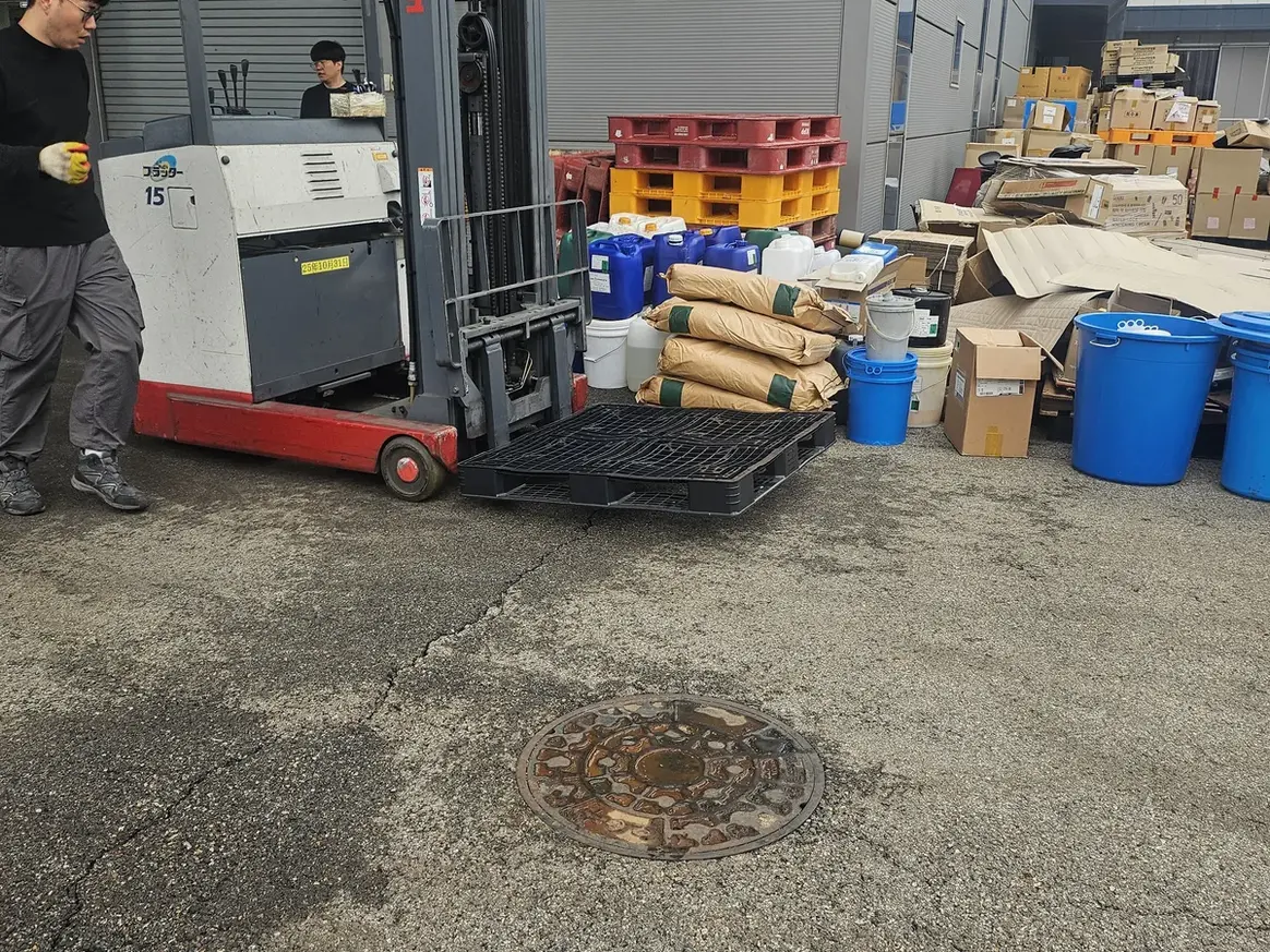 검단구 불로동 철거 믿을만한 업체 현장 현관·통로 바닥 위생청소 사례 - 행진크린